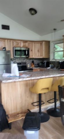 819 Oak Landing Circle, Kemp, TX 75143