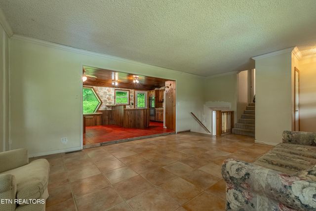 219 Bunch Lane, Clinton, TN 37716
