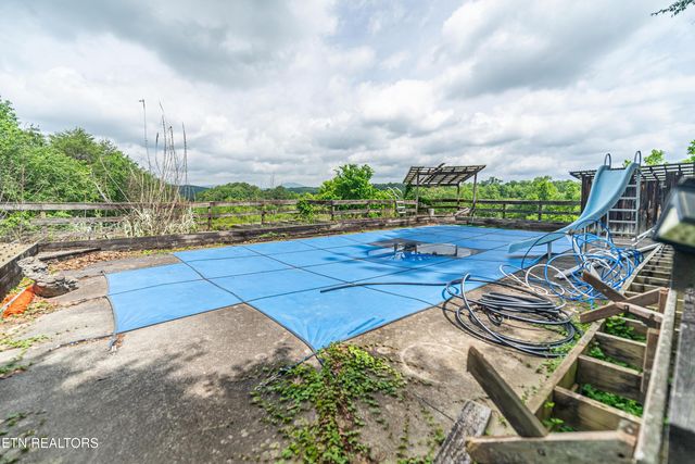 219 Bunch Lane, Clinton, TN 37716