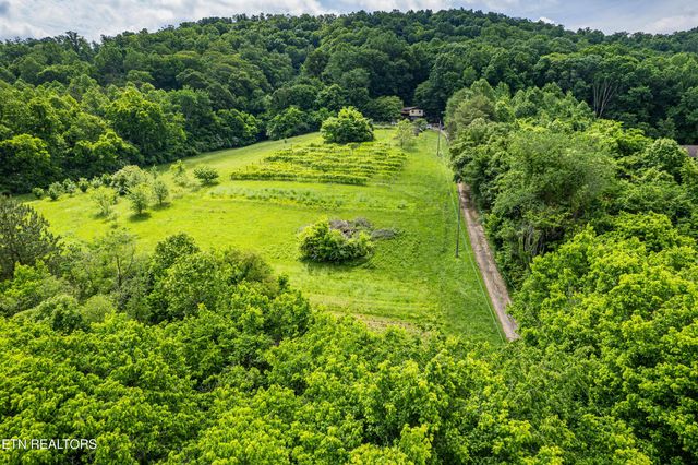 219 Bunch Lane, Clinton, TN 37716