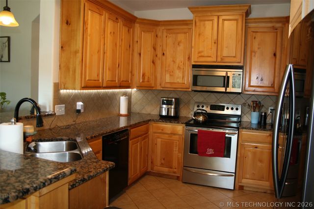 412 Wandering, Ardmore, OK 73401
