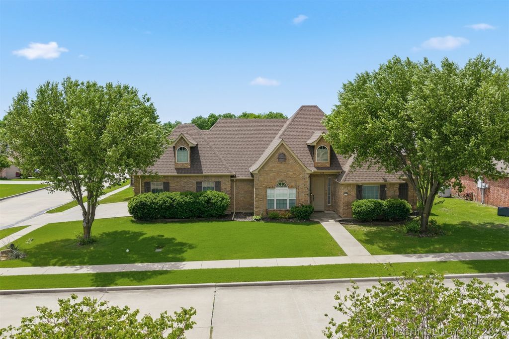 412 Wandering, Ardmore, OK 73401