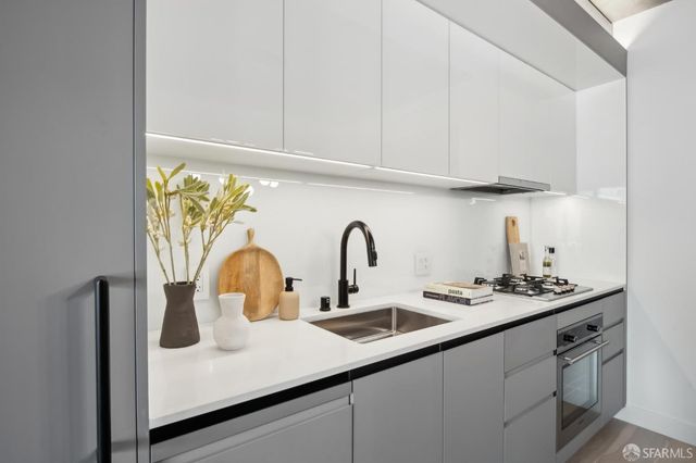 960 Market Street 214, San Francisco, CA 94102