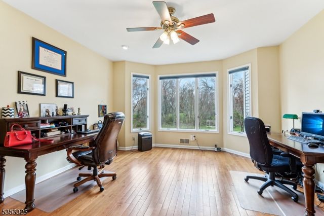 4 Lisa Ct, Millstone Twp., NJ 08510