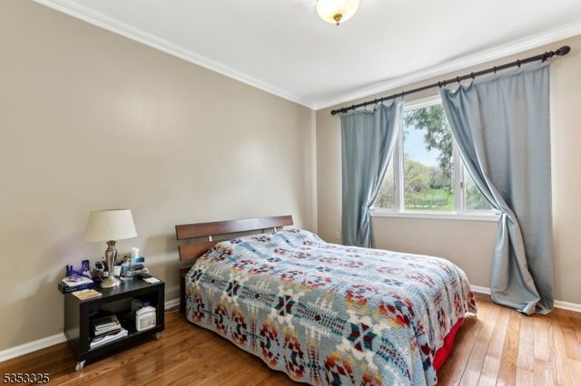 4 Lisa Ct, Millstone Twp., NJ 08510