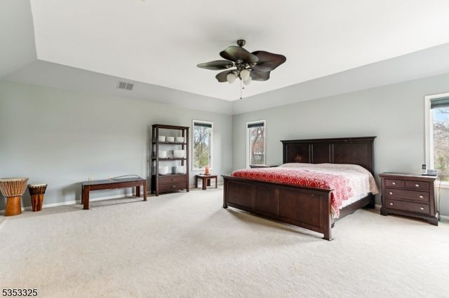 4 Lisa Ct, Millstone Twp., NJ 08510