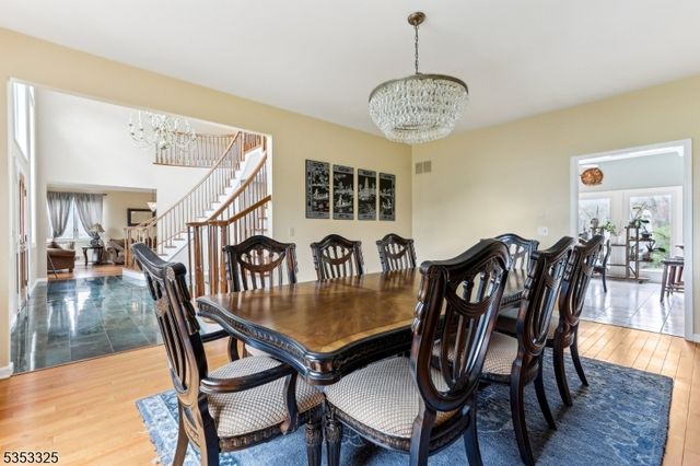 4 Lisa Ct, Millstone Twp., NJ 08510