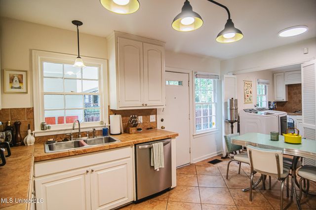 761 Euclid Avenue, Jackson, MS 39202