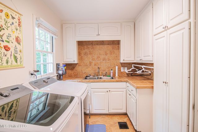 761 Euclid Avenue, Jackson, MS 39202