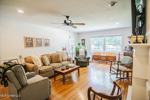 761 Euclid Avenue, Jackson, MS 39202