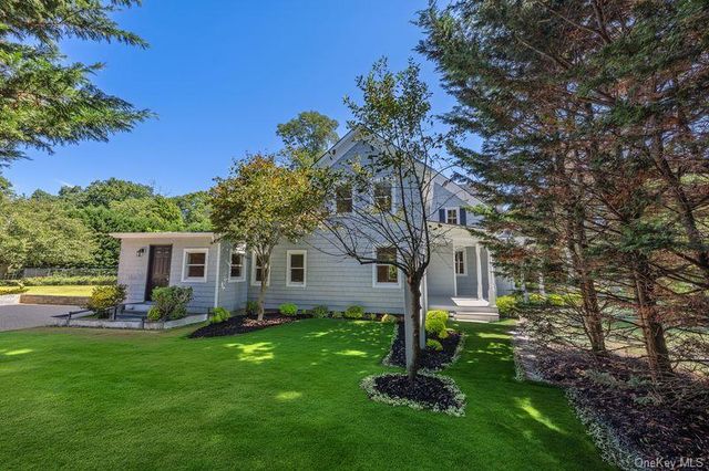 511 Montauk Highway, East Moriches, NY 11940