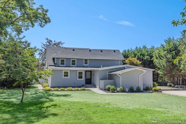 511 Montauk Highway, East Moriches, NY 11940