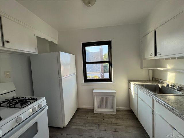 203-07 35th Avenue B, Bayside, NY 11361