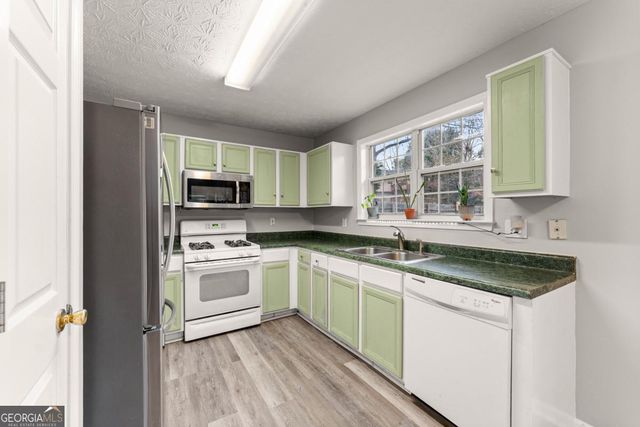 5050 Arbor View Way, Sugar Hill, GA 30518