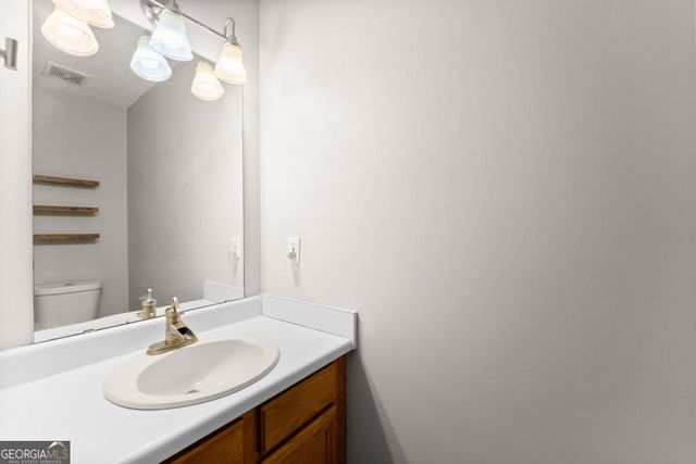 5050 Arbor View Way, Sugar Hill, GA 30518