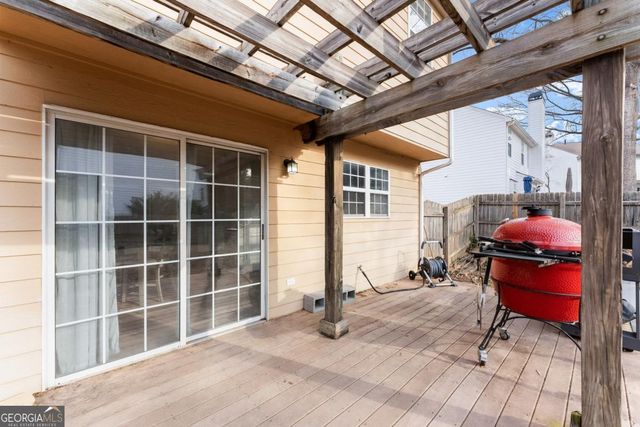 5050 Arbor View Way, Sugar Hill, GA 30518