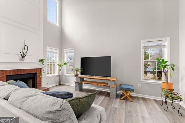 5050 Arbor View Way, Sugar Hill, GA 30518