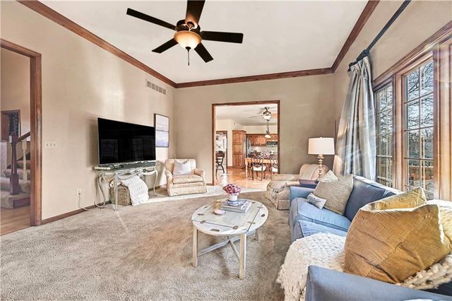 11425 W 177TH Terrace, Overland Park, KS 66062