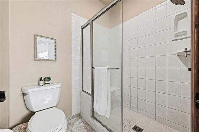 11425 W 177TH Terrace, Overland Park, KS 66062