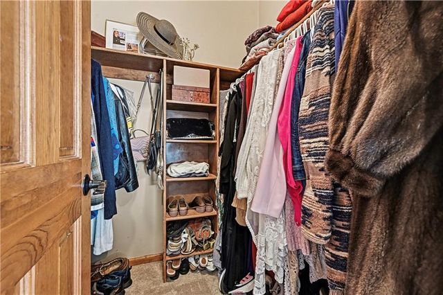 11425 W 177TH Terrace, Overland Park, KS 66062