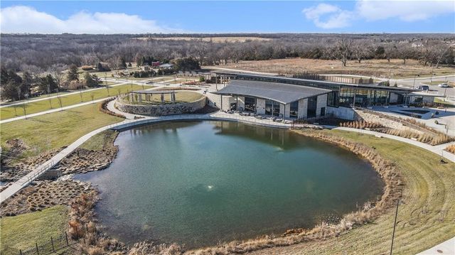 11425 W 177TH Terrace, Overland Park, KS 66062