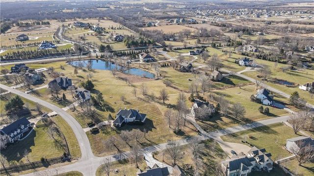 11425 W 177TH Terrace, Overland Park, KS 66062