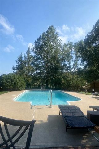 11425 W 177TH Terrace, Overland Park, KS 66062