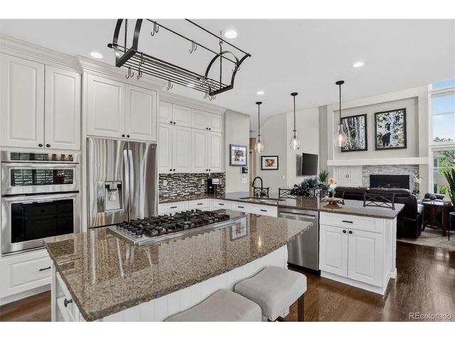 4 Red Tail Dr, Highlands Ranch, CO 80126