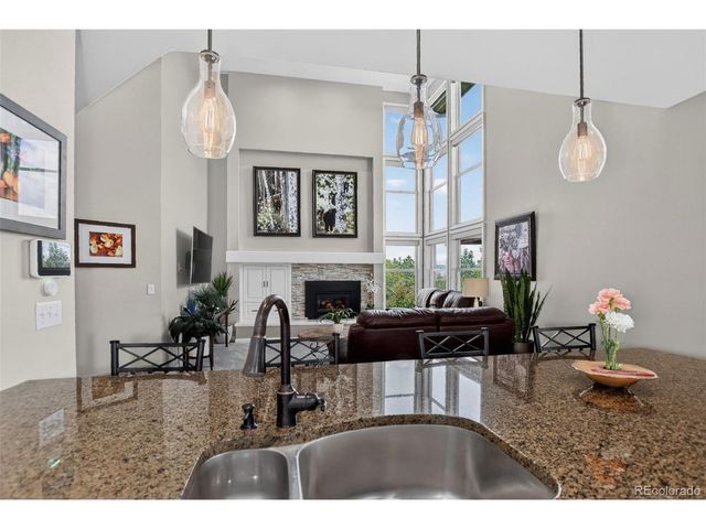4 Red Tail Dr, Highlands Ranch, CO 80126