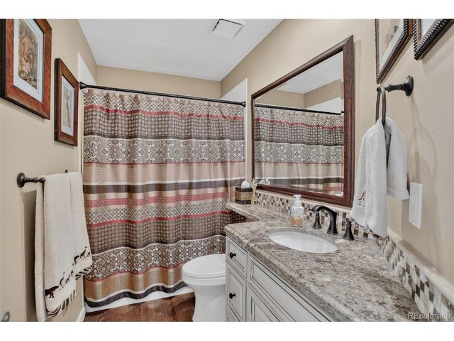 4 Red Tail Dr, Highlands Ranch, CO 80126