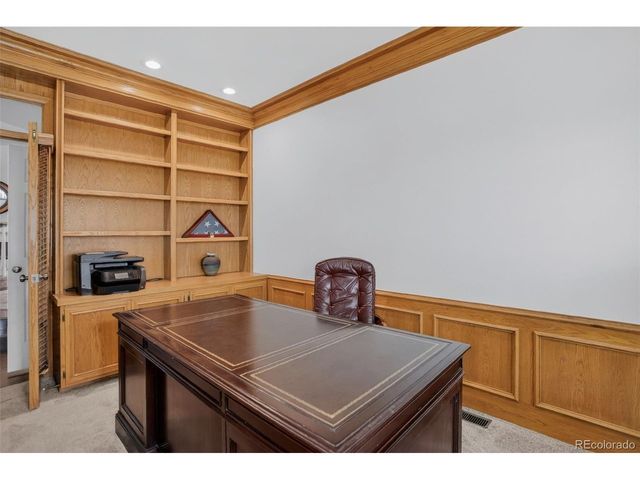 4 Red Tail Dr, Highlands Ranch, CO 80126