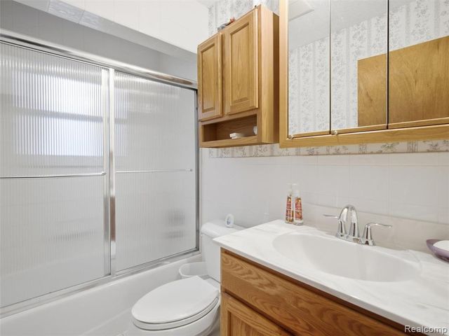 33965 Stellwagen Street, Wayne, MI 48184