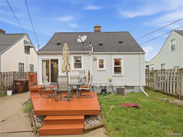 33965 Stellwagen Street, Wayne, MI 48184