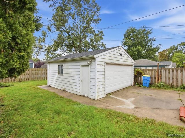 33965 Stellwagen Street, Wayne, MI 48184