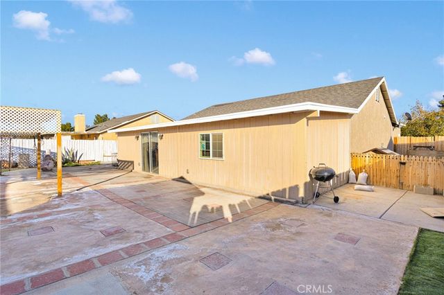 17850 Avery, Adelanto, CA 92301