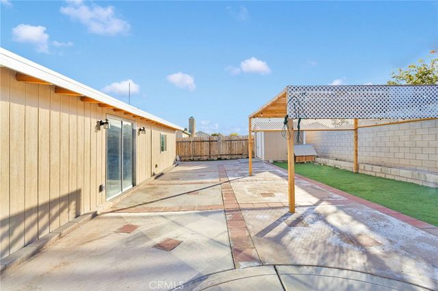 17850 Avery, Adelanto, CA 92301