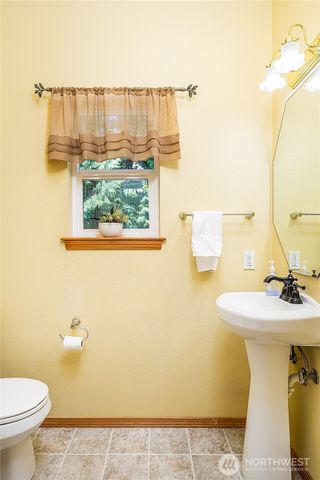 6841 NW Ranger Way, Silverdale, WA 98383