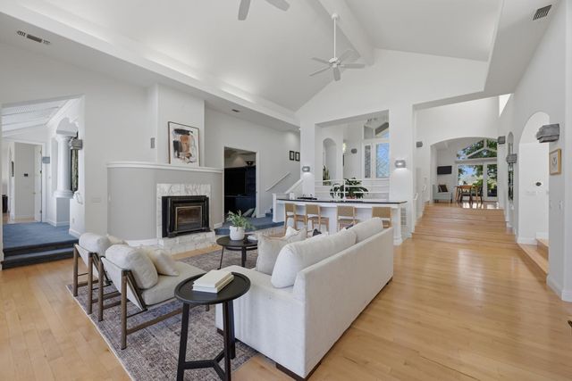 70 Whittington Dr, Newcastle, CA 95658