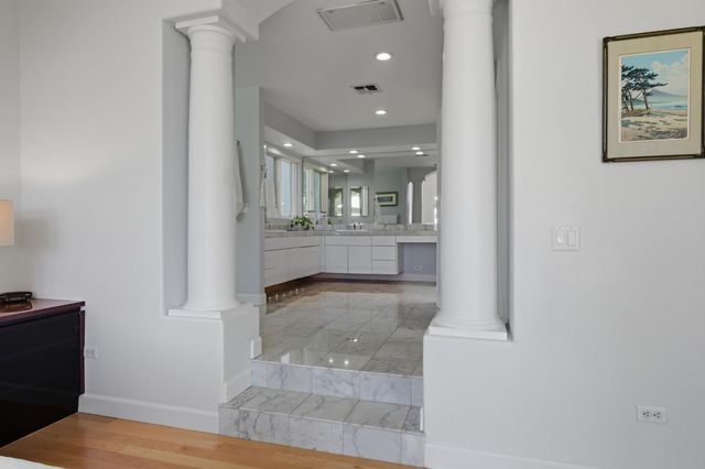 70 Whittington Dr, Newcastle, CA 95658