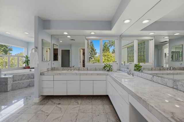 70 Whittington Dr, Newcastle, CA 95658
