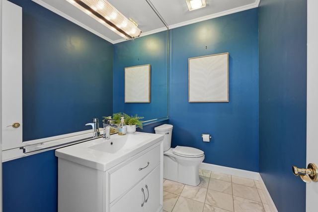 70 Whittington Dr, Newcastle, CA 95658
