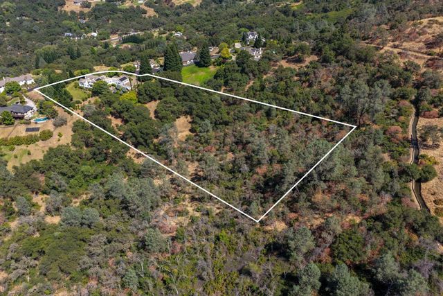70 Whittington Dr, Newcastle, CA 95658