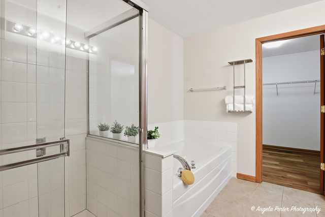 1993 Yasgur Drive, Woodstock, IL 60098