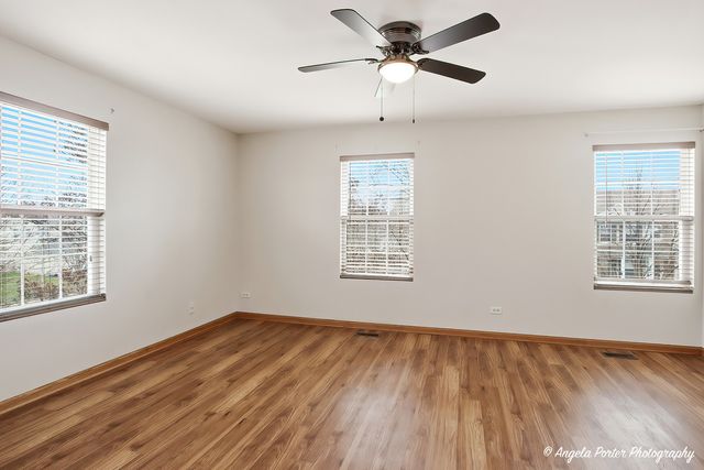 1993 Yasgur Drive, Woodstock, IL 60098