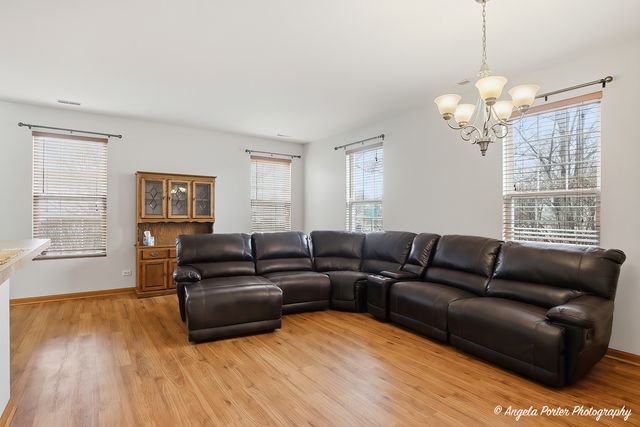 1993 Yasgur Drive, Woodstock, IL 60098