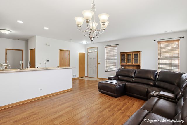 1993 Yasgur Drive, Woodstock, IL 60098