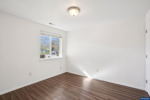 2315 SW Hannah Cir, Mcminnville, OR 97128