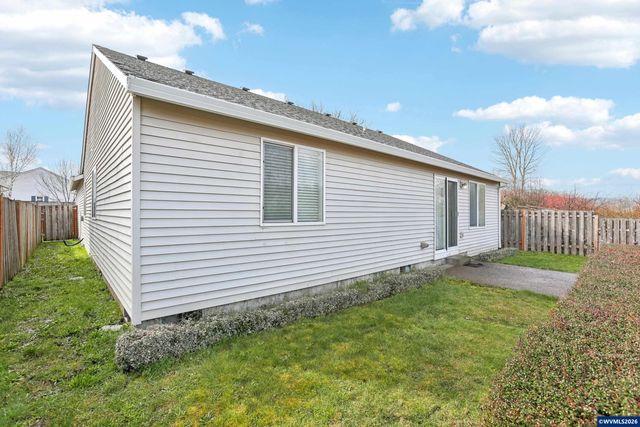 2315 SW Hannah Cir, Mcminnville, OR 97128