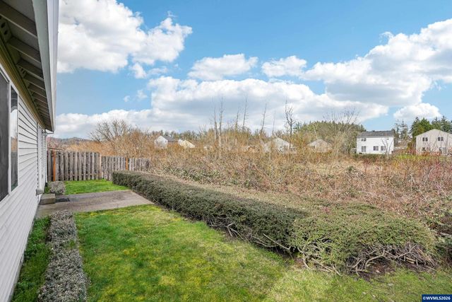 2315 SW Hannah Cir, Mcminnville, OR 97128