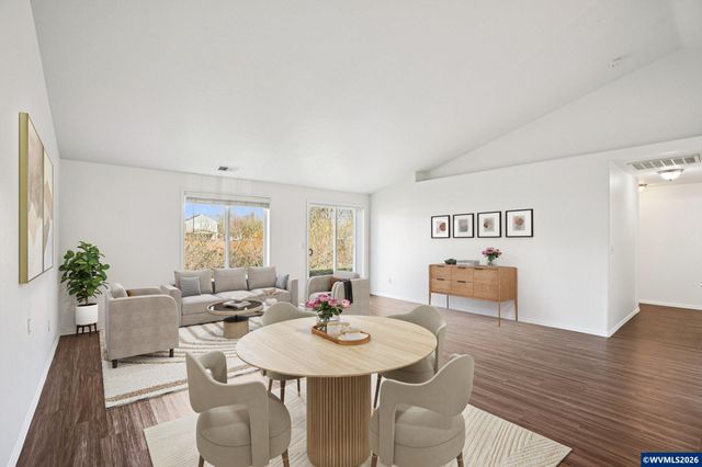 2315 SW Hannah Cir, Mcminnville, OR 97128